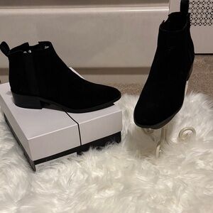Dolce Vita Black Ankle Booties
